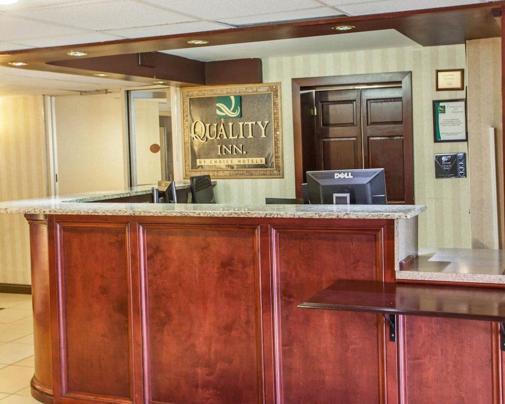 Quality Inn Aurora - Naperville Area Luaran gambar