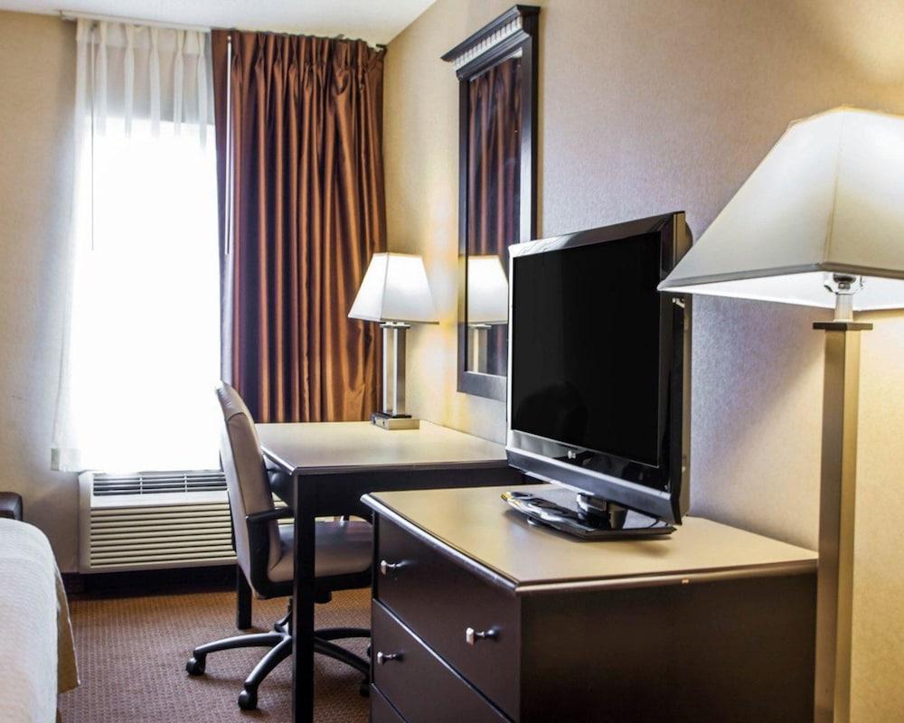 Quality Inn Aurora - Naperville Area Luaran gambar